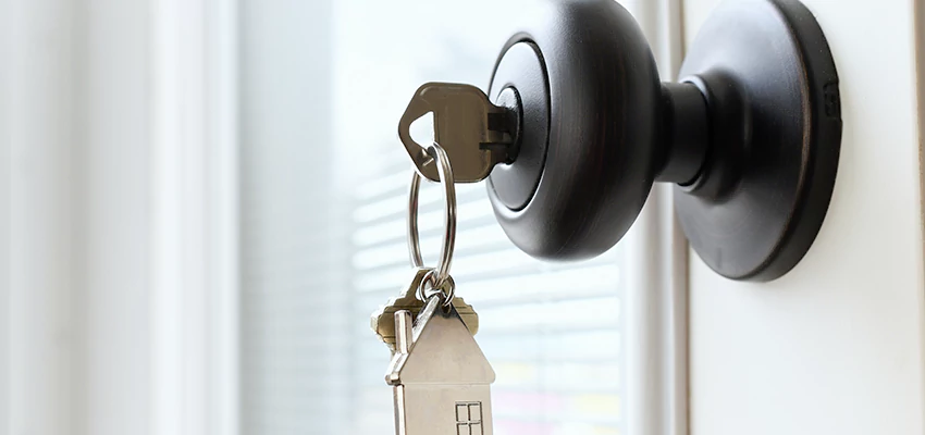 Bifold Door Knob Replacement in Orinda, California