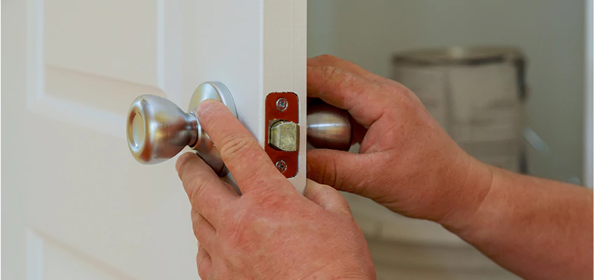 AAA Locksmiths For lock Replacement in Orinda, California